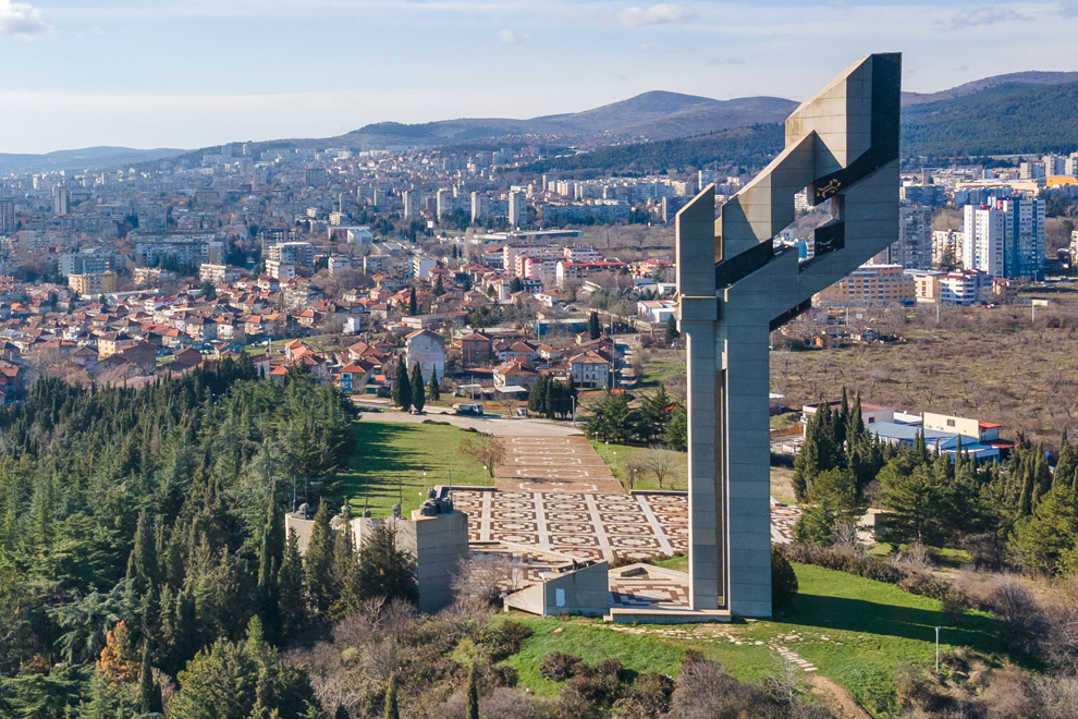Cultural and historical routes