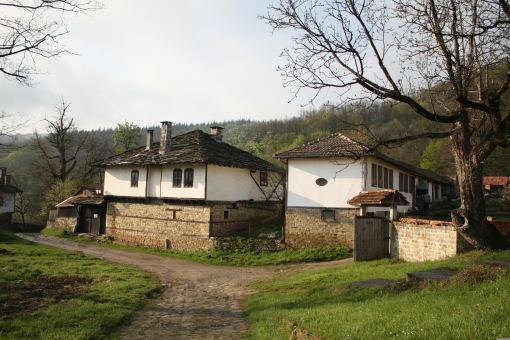 Културно-исторически маршрути